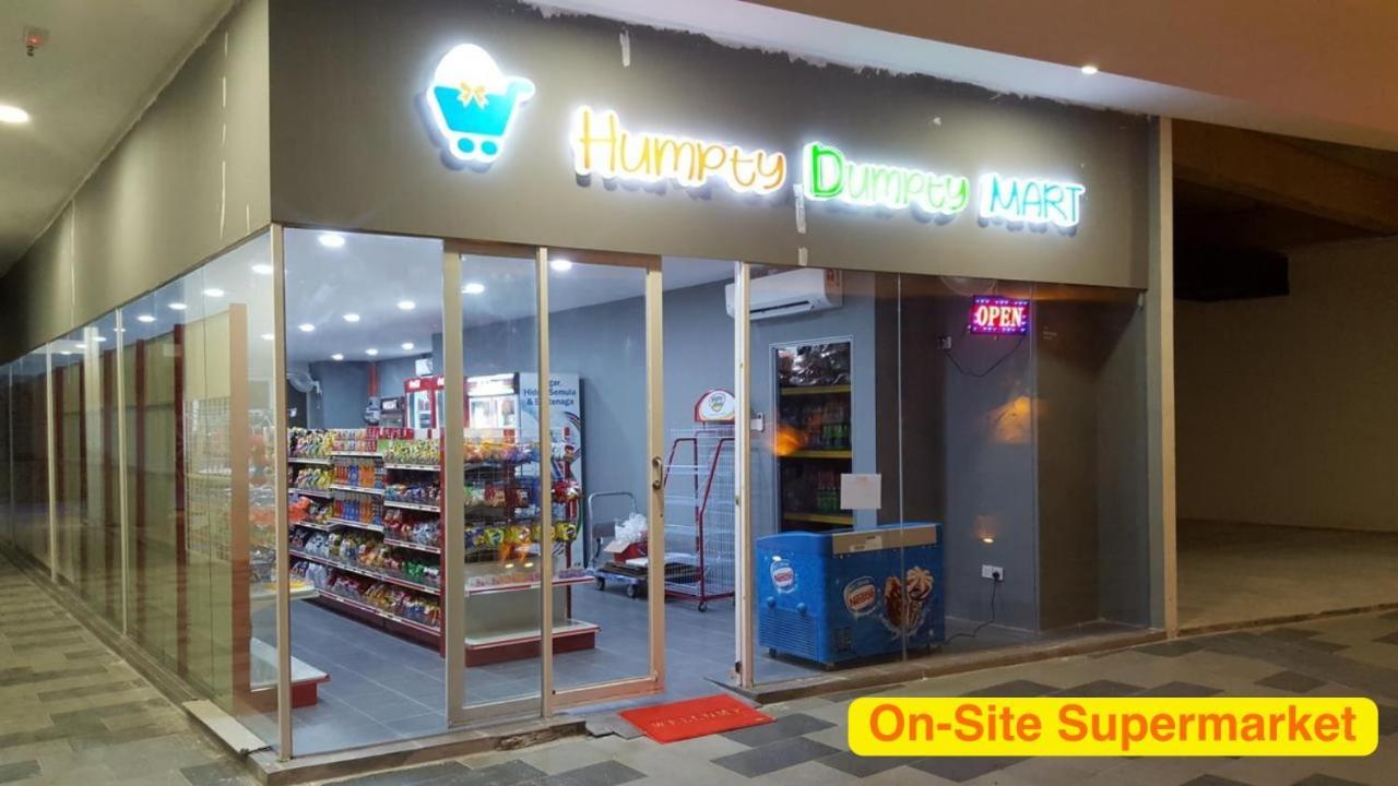 Sinar Rasa Homestay At I-Soho, I-City Shah Alam Esterno foto On-site supermarket