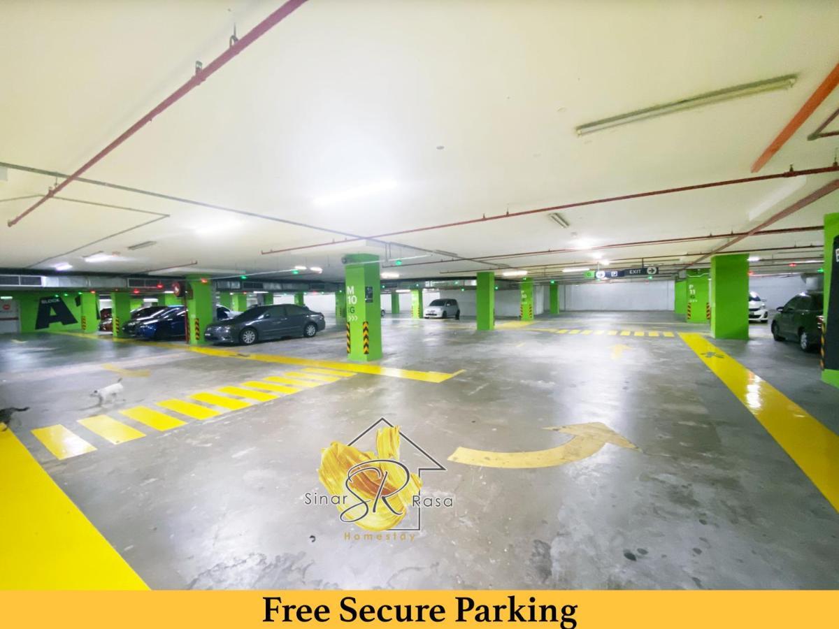 Sinar Rasa Homestay At I-Soho, I-City Shah Alam Esterno foto Secure parking