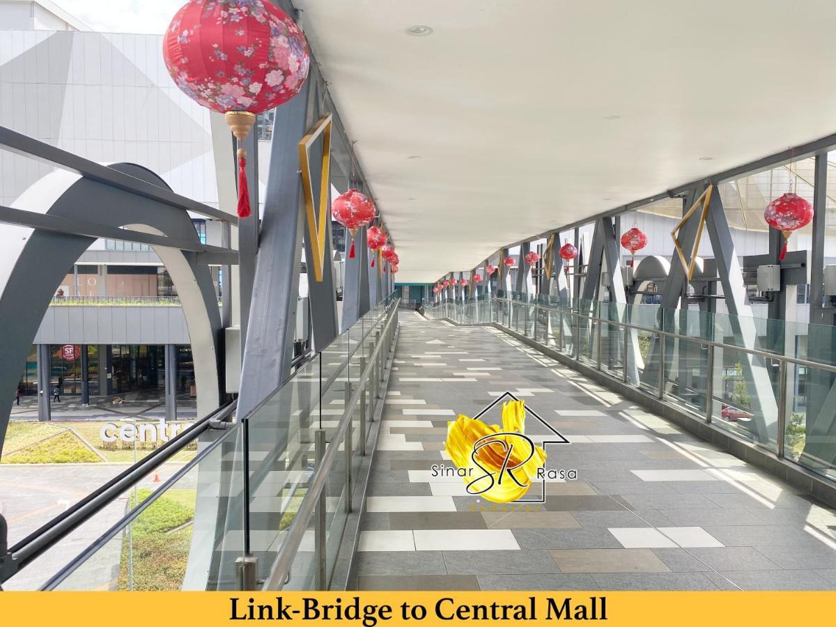 Sinar Rasa Homestay At I-Soho, I-City Shah Alam Esterno foto Link-Bridge to Central Mall